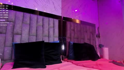 Ashley online show from January 6, 1:53 am