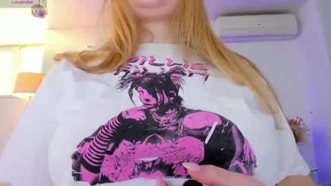 AshleyJonse online show from February 11, 6:29 am