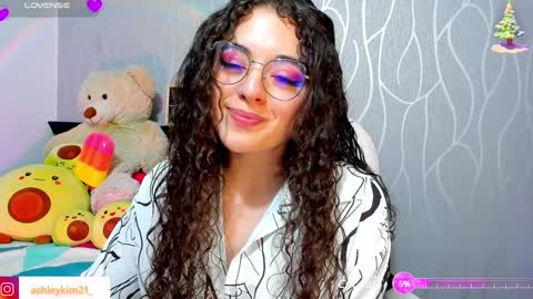 .. Ashley .. online show from December 16, 9:20 pm