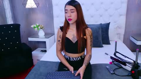 Snapshot of ashleyroberh chatting on February 2, 7:34 pm AshleyRoberh online show from February 2, 7:34 pm