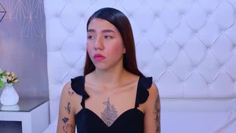 Snapshot of ashleyroberh chatting on February 3, 2:53 am AshleyRoberh online show from February 3, 2:53 am