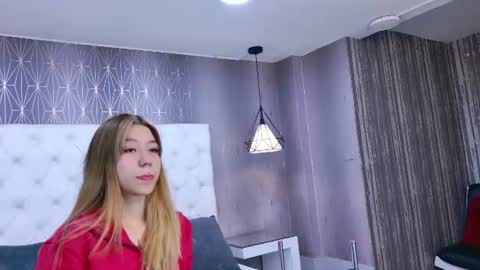 Snapshot of ashleyroberh chatting on July 7, 10:58 pm AshleyRoberh online show from July 7, 10:58 pm