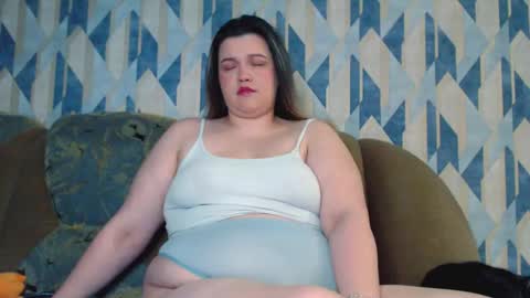 Snapshot of ashleyrosee_ chatting on October 6, 3:42 pm Anite online show from October 6, 3:42 pm