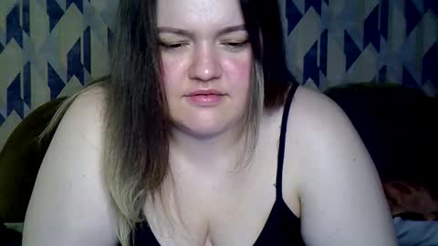 Snapshot of ashleyrosee_ chatting on February 13, 2:02 pm Anite online show from February 13, 2:02 pm