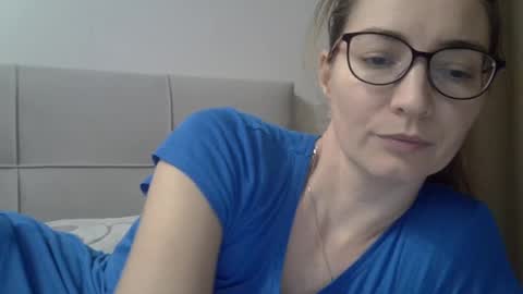 Ashley online show from December 14, 2:22 pm