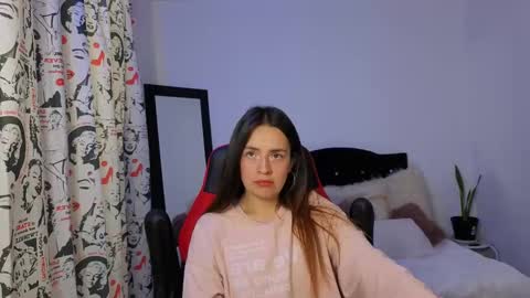 ASHLEY online show from September 26, 3:05 pm