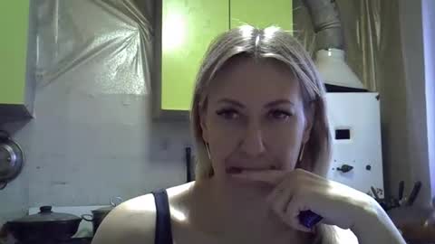 AshleyXHoney online show from December 2, 7:03 am