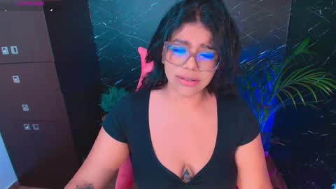 Snapshot of ashleyy18__ chatting on October 9, 1:58 am Ashleyy18   online show from October 9, 1:58 am
