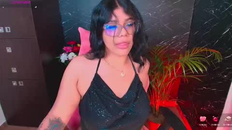 Snapshot of ashleyy18__ chatting on October 18, 2:03 am Ashleyy18   online show from October 18, 2:03 am