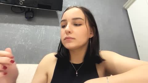 Snapshot of ashliebulson chatting on January 19, 3:49 pm Anna online show from January 19, 3:49 pm