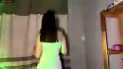 ashliolewinski online show from January 9, 2:09 pm