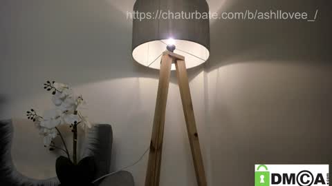 ashllovee online show from February 26, 11:20 am