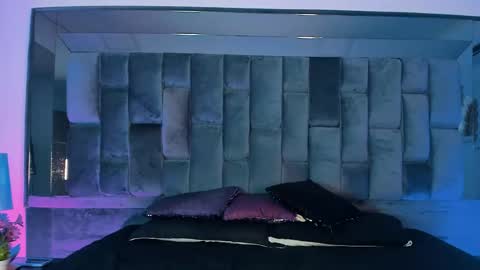 Snapshot of ashly_bloom chatting on May 10, 3:44 am Ashly online show from May 10, 3:44 am