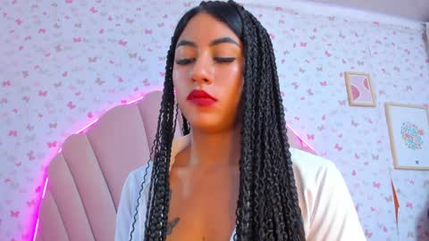 Snapshot of ashly_leee chatting on December 28, 2:53 pm Ashly online show from December 28, 2:53 pm