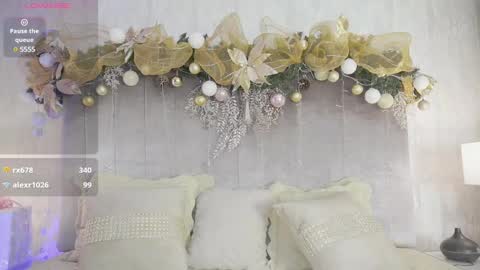 Paula Baleta  online show from December 5, 5:04 am