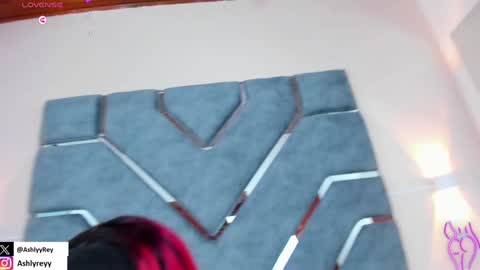 Snapshot of ashlyrey_1 chatting on December 31, 7:07 pm Ashly online show from December 31, 7:07 pm