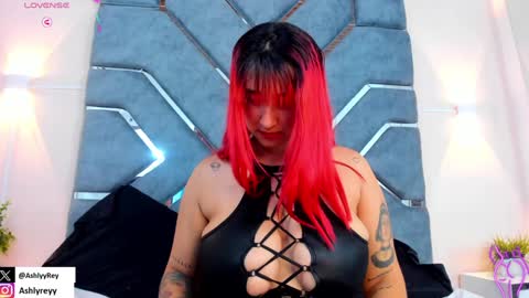 Snapshot of ashlyrey_1 chatting on January 17, 10:56 pm Ashly online show from January 17, 10:56 pm