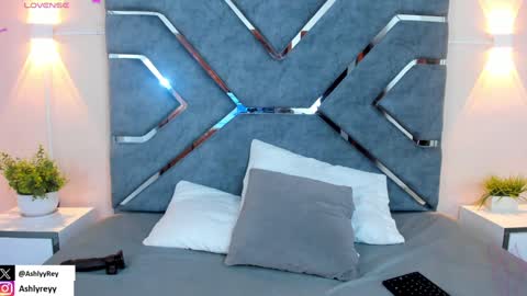 Snapshot of ashlyrey_1 chatting on January 29, 10:32 pm Ashly online show from January 29, 10:32 pm