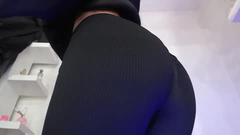  Ashly online show from September 26, 11:31 pm