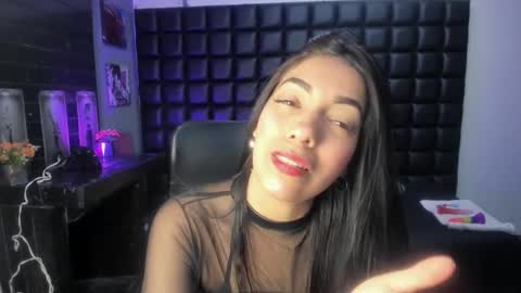 Snapshot of ashlyy_sweet_ chatting on June 3, 3:17 pm ashlyy sweet online show from June 3, 3:17 pm
