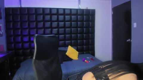Snapshot of ashlyy_sweet_ chatting on June 11, 2:48 pm ashlyy sweet online show from June 11, 2:48 pm