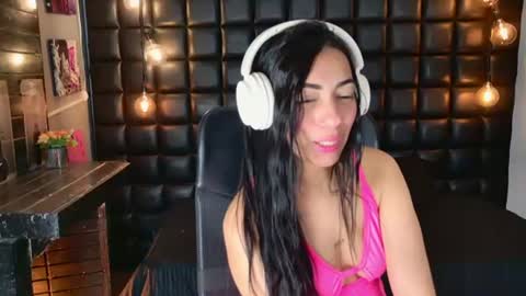 Snapshot of ashlyy_sweet_ chatting on July 10, 6:32 pm ashlyy sweet online show from July 10, 6:32 pm