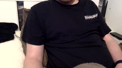 Snapshot of asho11223344 chatting on March 1, 11:01 am asho11223344 online show from March 1, 11:01 am