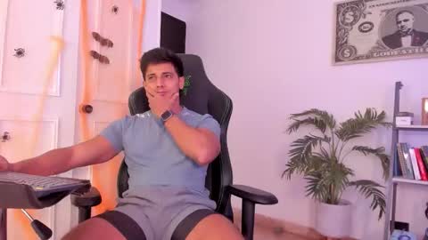 my name real is camilo online show from October 28, 5:22 am