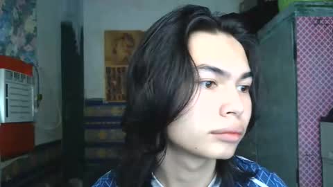 asian_babyboi online show from February 28, 8:04 am