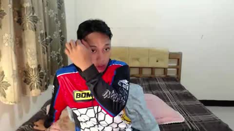 Snapshot of asian_cum_josh chatting on May 31, 3:08 pm asian_cum_josh online show from May 31, 3:08 pm