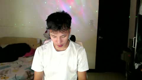 Snapshot of asian_cum_josh chatting on July 6, 7:05 am asian_cum_josh online show from July 6, 7:05 am