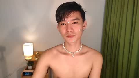 Snapshot of asian_cutiebaexx chatting on April 30, 12:28 am Pat online show from April 30, 12:28 am