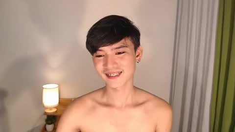 Snapshot of asian_cutiebaexx chatting on May 1, 2:05 am Pat online show from May 1, 2:05 am