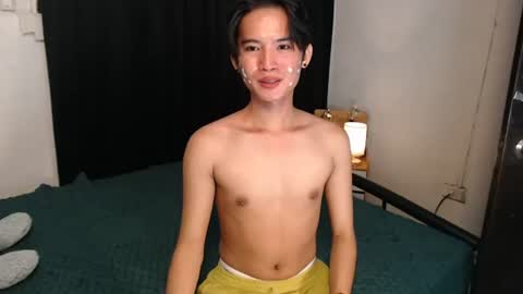 Snapshot of asian_cutiebaexx chatting on June 18, 4:00 pm Pat online show from June 18, 4:00 pm