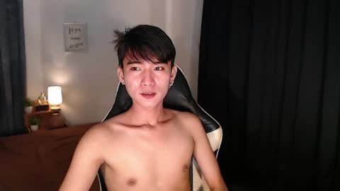 Snapshot of asian_cutiebaexx chatting on July 28, 9:47 pm Pat online show from July 28, 9:47 pm
