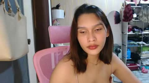 Snapshot of asian_glamm chatting on October 16, 8:37 am ANITA online show from October 16, 8:37 am