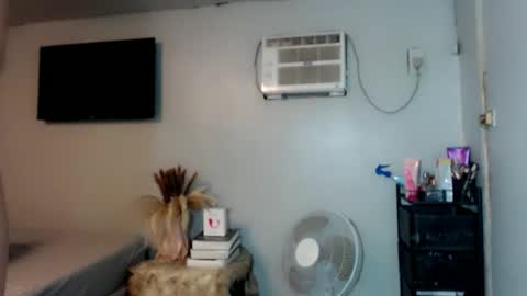 Rhea online show from March 2, 10:38 pm