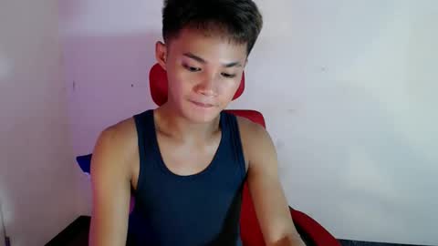 asian_lover05 online show from June 5, 4:35 pm