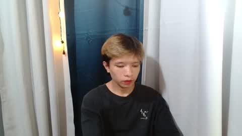 asian_macky online show from April 12, 3:28 pm