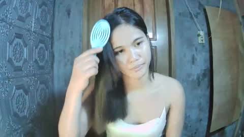 Nova Mae online show from April 8, 6:24 am