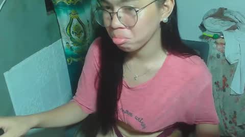 Snapshot of asian_rhean chatting on January 23, 10:01 am Rhean online show from January 23, 10:01 am