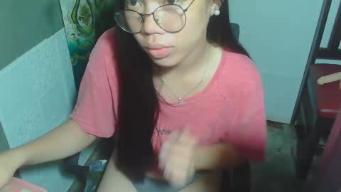 Snapshot of asian_rhean chatting on February 1, 11:58 pm Rhean online show from February 1, 11:58 pm