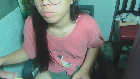 Snapshot of asian_rhean chatting on February 8, 6:12 pm Rhean online show from February 8, 6:12 pm