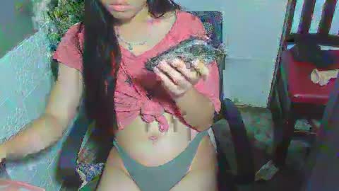 Snapshot of asian_rhean chatting on February 9, 6:01 am Rhean online show from February 9, 6:01 am