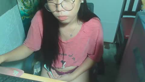 Snapshot of asian_rhean chatting on February 14, 3:05 pm Rhean online show from February 14, 3:05 pm