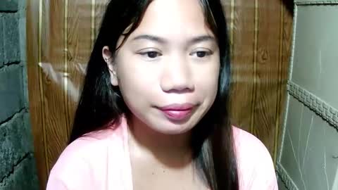 Snapshot of asian_ruby143 chatting on May 23, 4:33 pm YOURE ASIAN PRETTY GIRL online show from May 23, 4:33 pm