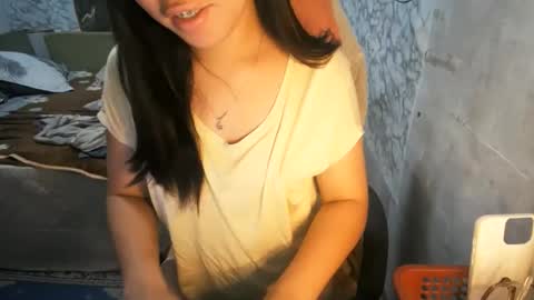 Snapshot of asian_salya chatting on May 25, 10:16 pm asian_salya online show from May 25, 10:16 pm