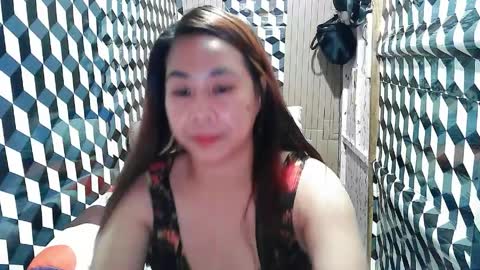 Trixie online show from April 4, 1:52 pm