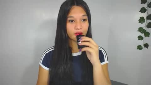 Snapshot of asian_yannie chatting on February 7, 4:33 pm Yan online show from February 7, 4:33 pm