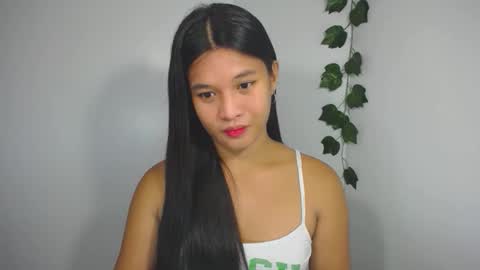 Snapshot of asian_yannie chatting on February 11, 7:41 pm Yan online show from February 11, 7:41 pm